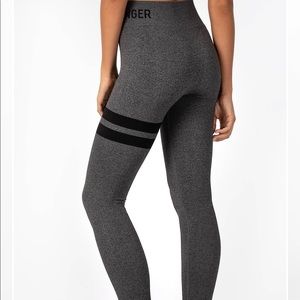 Stronger Label Nomad Seamless Tights - grey